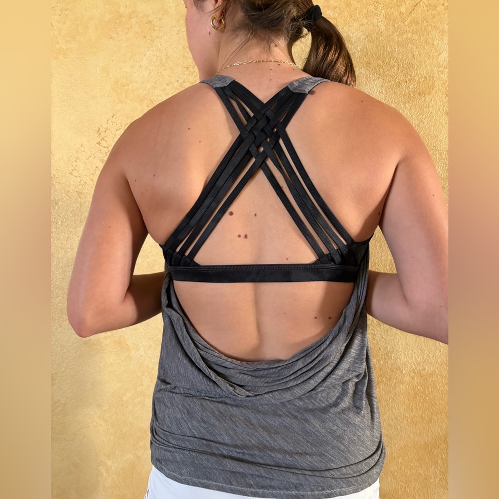 Lululemon tank top with built in sports bra, size 8